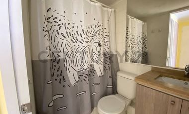 Se arrienda impecable departamento amoblado, excelente ubicaión y conectividad