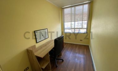 Se arrienda impecable departamento amoblado, excelente ubicaión y conectividad