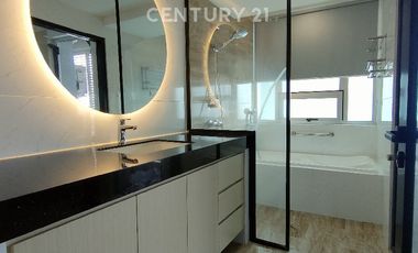 Sewa Kemang Village Residence Pet Friendly Apartemen