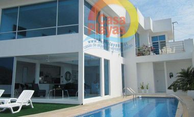 Venta Casa Moderna en Playas, sector Ocean Club.