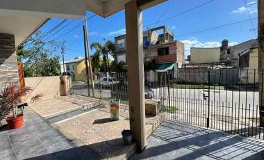 Chalet en venta en Ezpeleta Este