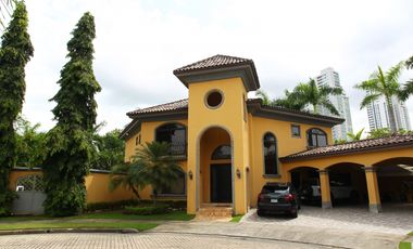 Antigua, Costa del Este con Piscina