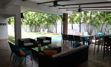 Antigua, Costa del Este con Piscina