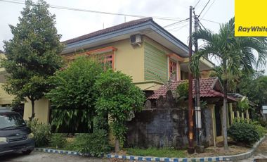 Disewakan Rumah 2 Lantai di Jalan Jemursari, Surabaya