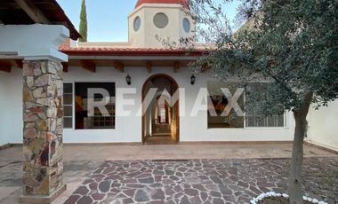 RENTA CASA CUMBRES DEL CIMATARIO