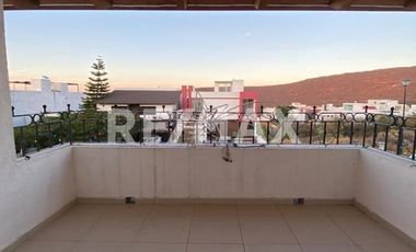 RENTA CASA CUMBRES DEL CIMATARIO