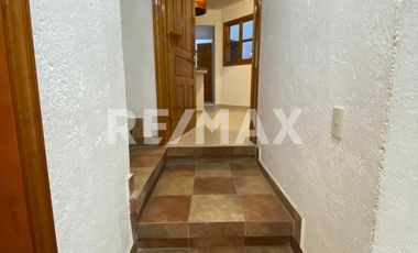 RENTA CASA CUMBRES DEL CIMATARIO