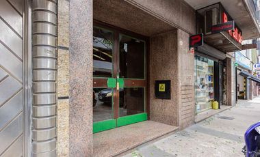 PERON AL 1800, CONGRESO Alquiler Temporario de hermoso 2 ambientes con Patio a metros de subtes A y B en innmejorable ubicacion