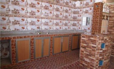 VENDO CASA EN LA CHORRERA BARRIO BALBOA 2R
