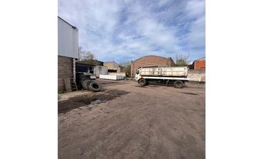 LOTES CON GALPONES A RECICLAR, ZONA INDUSTRIAL EN MALVINAS ARGENTINAS