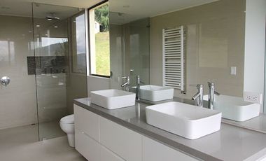 VENTA de CASAS en LA CALERA