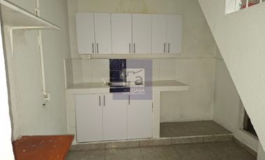COD. 4860 - SE ARRIENDA APARTAMENTO - BARRIO: SIN DEFINIR