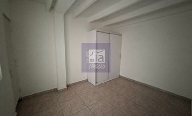 COD. 4860 - SE ARRIENDA APARTAMENTO - BARRIO: SIN DEFINIR