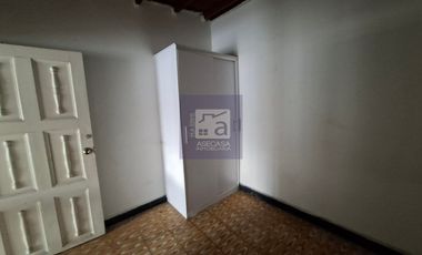 COD. 4860 - SE ARRIENDA APARTAMENTO - BARRIO: SIN DEFINIR