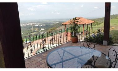 Venta de Casa Campestre Condominio Arroyohondo Norte de Cali.