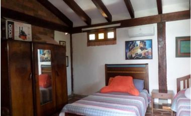 Venta de Casa Campestre Condominio Arroyohondo Norte de Cali.