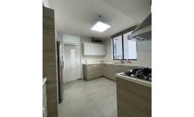 SE ALQUILA APARTAMENTO 210MTS EN CINTA COSTERA