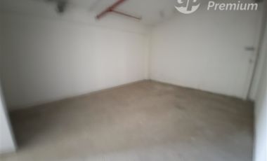 Local Comercial en arriendo en Vitacura 165 M2