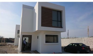 Casa en venta - Ciudadela - Manta