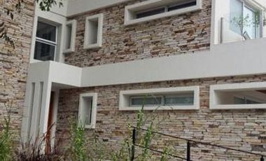 Hermoso departamento en duplex en Complejo Main Park, Canning