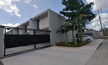Casa en renta  en Mérida Yucatán, Privada Kanan Temozón