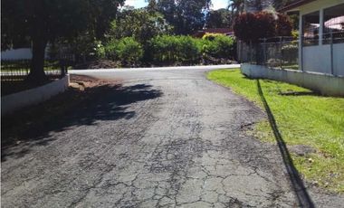 VENDO CASA DE SEGUNDA DE 450M2 DAVID