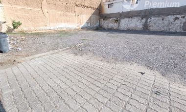 Se Vende Estacionamiento 700m2 esquina aldunate en Coquimbo