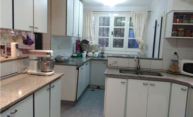 Excelente Chalet Estilo Ingles/ Loma Santa Cecilia/ Muy buen estado de conservación