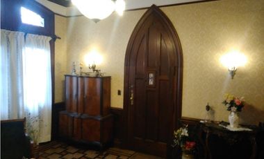 Excelente Chalet Estilo Ingles/ Loma Santa Cecilia/ Muy buen estado de conservación