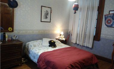 Excelente Chalet Estilo Ingles/ Loma Santa Cecilia/ Muy buen estado de conservación