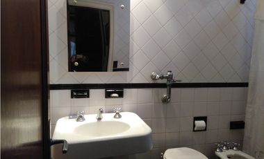 Excelente Chalet Estilo Ingles/ Loma Santa Cecilia/ Muy buen estado de conservación