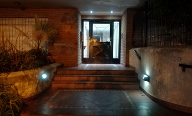 DEPTO 2 AMB. EN PLANTA BAJA CON PATIO 20 MTS CENTRO DE SAN FERNANDO. PTE. PERON