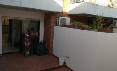 DEPTO 2 AMB. EN PLANTA BAJA CON PATIO 20 MTS CENTRO DE SAN FERNANDO. PTE. PERON