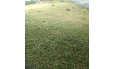 Se Vende Lote de 1000m2 en Nuevo Emperador