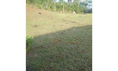 Se Vende Lote de 1000m2 en Nuevo Emperador