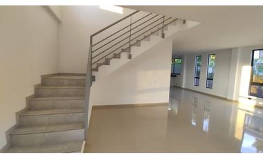 Casa campestre de 850 M2 en 750 mill en La Mesa Cund