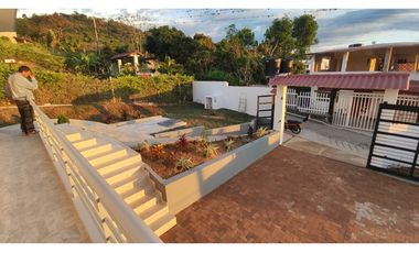 Casa campestre de 850 M2 en 750 mill en La Mesa Cund