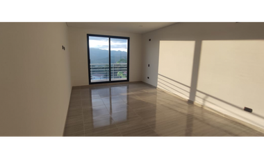 Casa campestre de 850 M2 en 750 mill en La Mesa Cund