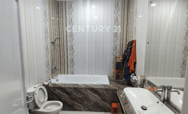 Rumah Luas Nyaman 2.5 Lantai Di Semper, Jakarta Utara