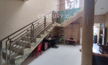 Rumah Luas Nyaman 2.5 Lantai Di Semper, Jakarta Utara