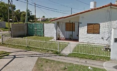 Chalet en venta en Villa España