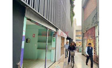 Local Comercial En Alquiler En Miraflores, A Pasos Del Parque Kennedy Y Balta