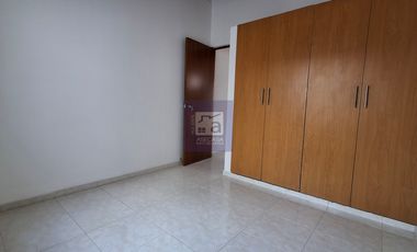 COD. 5566 - SE ARRIENDA CASA - BARRIO: EL TEJAR