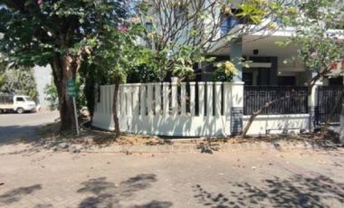 Rumah Hook 2 Lantai Central Park A.Yani