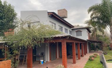 EXELENTE PROP.CON PISCINA