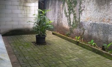 Modern Town House di Cilandak Barat dengan Lokasi Strategis & Furnished HSE-A0579