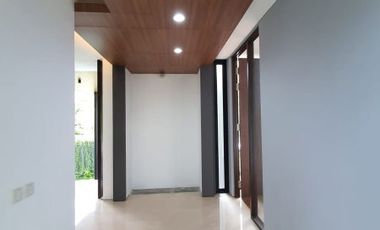 DIJUAL RUMAH MODERN (BRAND NEW) di Jl SEKOLAH DUTA, PONDOK INDAH