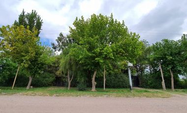 FINCA CON CASA SOBRE AV. LIBERTADOR 3.000