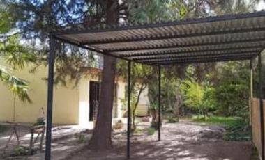 FINCA CON CASA SOBRE AV. LIBERTADOR 3.000