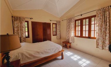 CASA DE CAMPO AMOBLADA EN ALTOS DEL MARIA NATURALEZA PURA